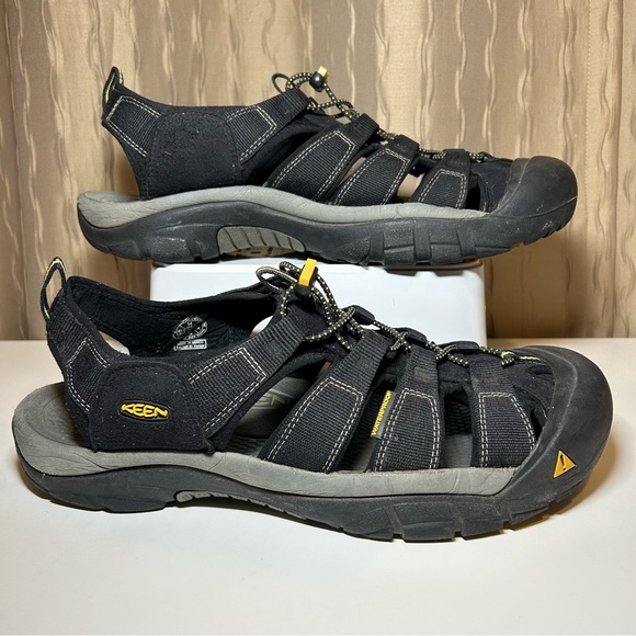 Keen Newport H2 Men's 14 Water Hiking Closed Toe Sandals Athletic 1001907 Black - Picture 4 of 15